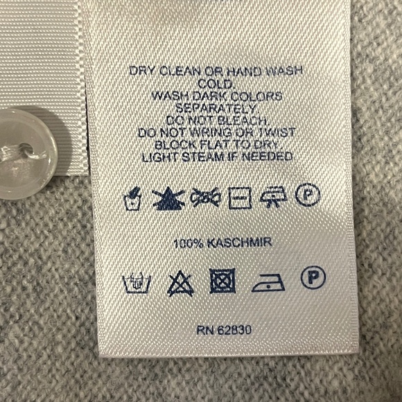 Lands' End Cashmere Cardigan NWT - Picture 6 of 6